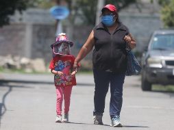Las autoridades aseguran que han hecho 900 visitas a domicilios y 167 pruebas de coronavirus en San José Zacatepec, pero vecinos cuentan que solo han visto a policías que acuden a comprobar que los negocios estén cerrados. EFE / S. Gutiérrez