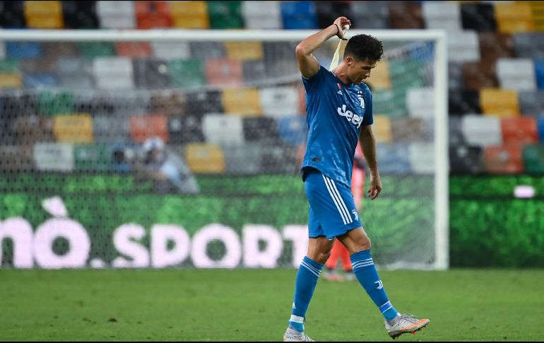 Cristiano no pudo evitar la caída de la Juventus. AFP / M. Bertorello