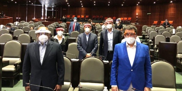 Renuncias de Urz&uacute;a y Espri&uacute;, acto de autocr&iacute;tica: Yunes Landa