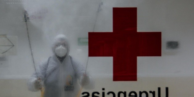 Cruz Roja pide "trato digno" a fallecidos por COVID-19