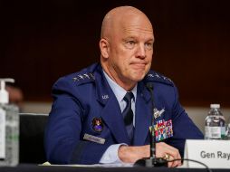 Raymond, titular del Comando Espacial y jefe de la Fuerza Espacial de EU, considera acción como evidencia de los esfuerzos de Rusia para desarrollar y probar sistemas desplegables en el espacio. AP/ARCHIVO