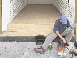 La reducción de ingresos ha llevado al cierre masivo de pequeños negocios. EL INFORMADOR/G. Gallo