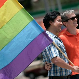 CDMX aprueba reforma para penalizar terapias de conversión sexual