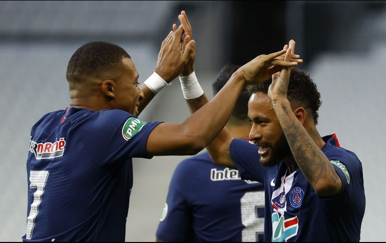 Un gol de Neymar al cuarto de hora desequilibró la final de la Copa de Francia ante el Saint Etienne. EFE / Y. Valat