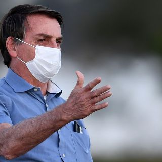Bolsonaro da negativo a COVID-19 tres semanas después de contagiarse