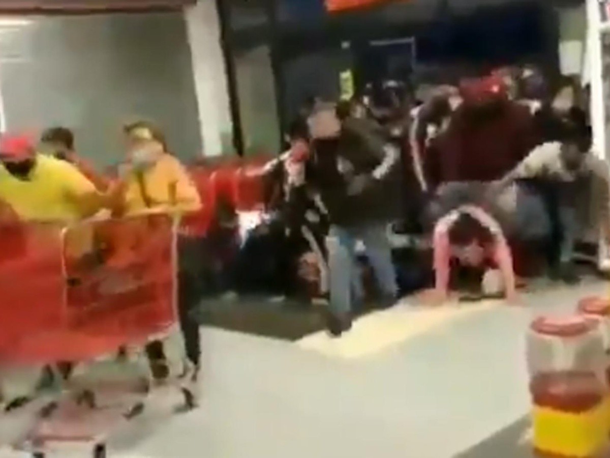  Viralizan video de estampida en tienda por ofertas en Chilpancingo
