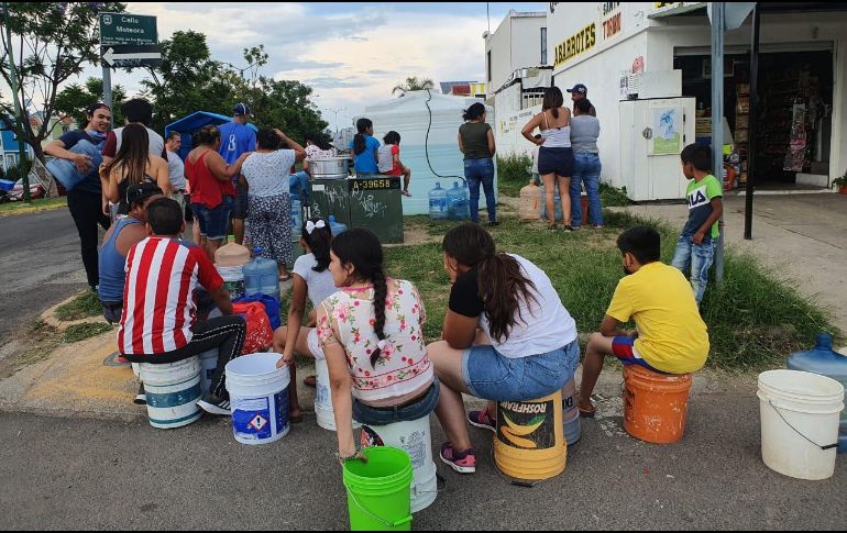 Relatan que el problema comenzó desde hace unos cuatro meses, desde que Casas Javer se dejó de hacer cargo del fraccionamiento. EL INFORMADOR/G. Gallo