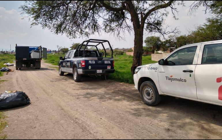 El vehículo donde se transportaban los desechos fue asegurado y enviado al corralón del Instituto Jalisciense de Asistencia Social (IJAS) de Tonalá. ESPECIAL