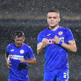 Cruz Azul sigue embalado