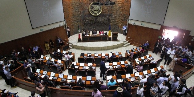 Pega COVID-19 al Congreso de Jalisco