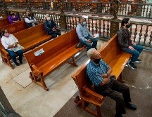 Ahora solo 100 personas como máximo podrán asistir a las misas en la catedral. AFP/C. Cruz
