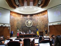 Como consecuencia del brote, el Congreso entrará en cuarentena durante los próximos 15 días y sólo mantendrá algunas actividades no presenciales. ESPECIAL