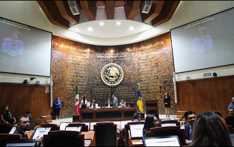 Como consecuencia del brote, el Congreso entrará en cuarentena durante los próximos 15 días y sólo mantendrá algunas actividades no presenciales. ESPECIAL