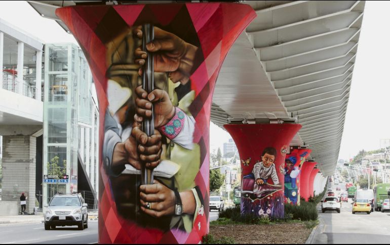 INTERVENCIÓN. El Gobierno estatal pretende plasmar arte urbano en 110 de las 263 columnas de la Línea 3 del Tren Ligero, pero a expertos no les parece acertada la idea y piden que se respete el color original. EL INFORMADOR• G. Gallo
