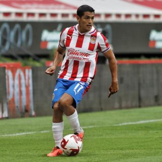 Más bajas en Chivas: "Chapo" Sánchez irá al quirófano 