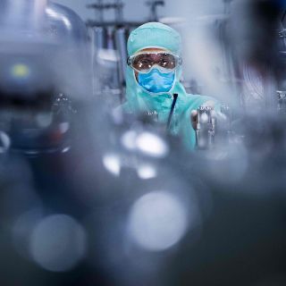 Sanofi y GSK prometen 60 millones de vacunas contra COVID-19 al Reino Unido