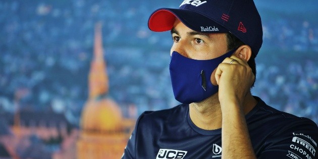 ''Checo'' P&eacute;rez, aislado tras resultado ''no concluyente'' de COVID-19