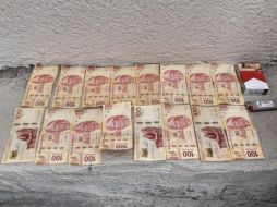 Al aprehendido se le encuentran mil 600 pesos, una cajetilla de cigarros y un encendedor, botín que correspondía a lo robado. ESPECIAL