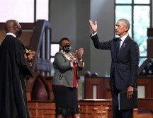 En la ceremonia, Obama no mencionó a Trump por su nombre pero fue claro en las referencias que hizo del presidente republicano. EFE/A. Pointer