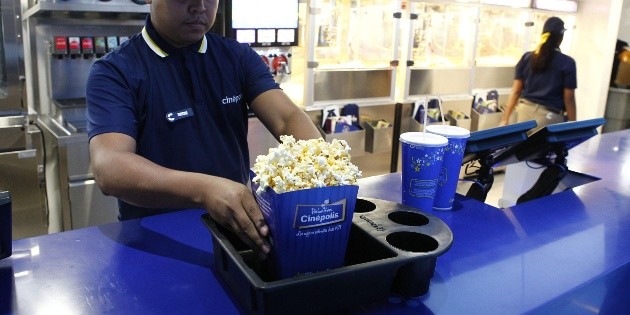 Proh&iacute;ben comer palomitas en cines de la Ciudad de M&eacute;xico