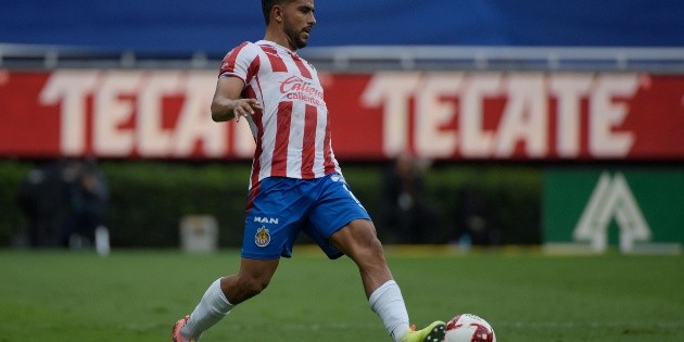 Chivas sufre otra baja m&aacute;s por coronavirus, Miguel Ponce