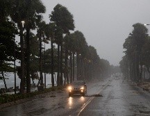 El huracán también ha dejado fuertes lluvias en República Dominicana  y Puerto Rico. EFE / O. Barria