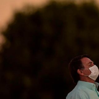 Bolsonaro desafía al COVID: "¿Tienen miedo de qué? ¡Enfrenten!"