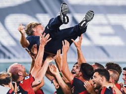 LOCURA. Después de múltiples cambios de técnicos, el equipo genovés se salvó. EFE