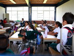 Reiteran que las clases presenciales se darán sólo con semáforo verde. EL INFORMADOR / ARCHIVO