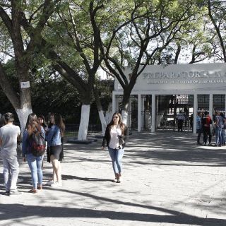 Por pandemia, admisión a preparatorias será por promedio: UdeG