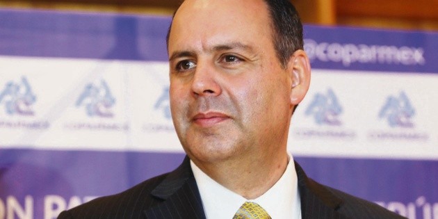 AMLO traicion&oacute; el compromiso con empresas al presentar iniciativa: Coparmex