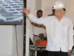 El Presidente pide no aumentar las tarifas de combustibles y electricidad, y alcanzar la autosuficiencia energética. NOTIMEX/Archivo