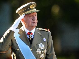 El presidente del Gobierno español, Pedro Sánchez, mencionó que informar sobre la nueva residencia del rey emérito (foto) corresponde a la Casa Real. AFP/D. Pozo