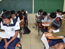 Para el siguiente ciclo escolar habrá seis mil 440 lugares extras. NTX/ARCHIVO