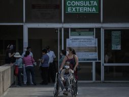 La Secretaría de Salud pidió a la población controlar padecimientos como tabaquismo, EPOC y asma, presentes en 25 % de los fallecidos. EL INFORMADOR/Archivo