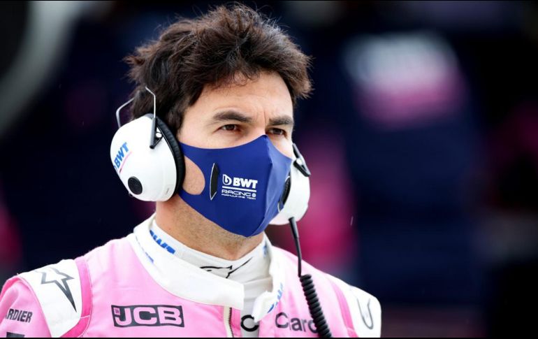 Pérez esperaba regresar a la competición tras siete días de cuarentena. ESPECIAL / formula1.com