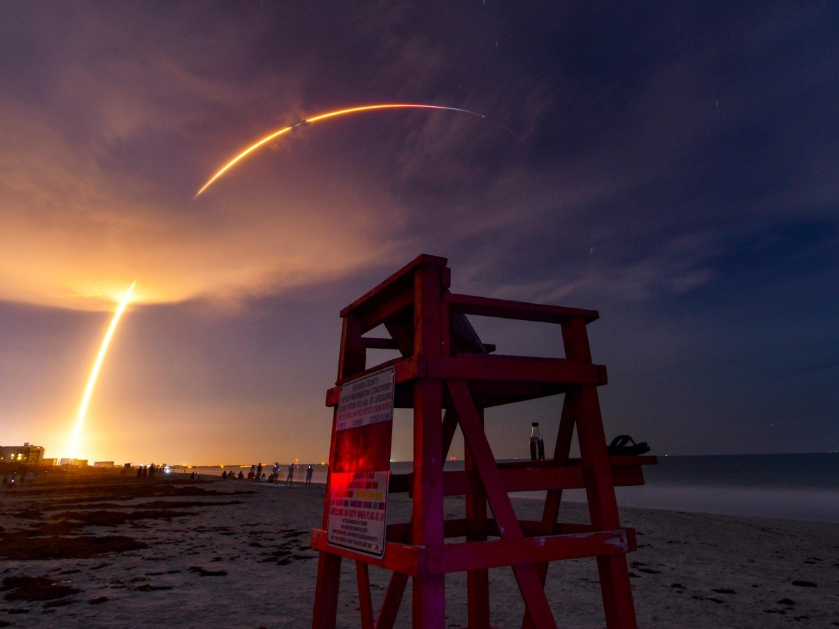  SpaceX aumenta su red de satélites para Internet global