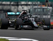 El campeón defensor, Hamilton, venció a su compañero de escudería por .176 segundos en la sesión vespertina. AP / W. Oliver