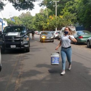 Retienen a 31 personas por "apartar lugares" en Guadalajara