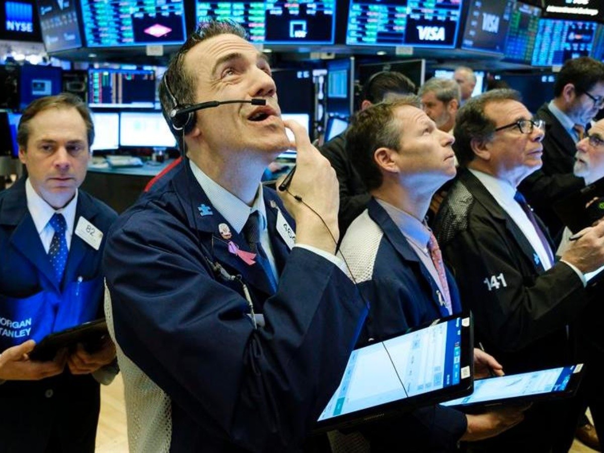  Wall Street termina dispar; el Dow Jones gana por sexta vez consecutiva