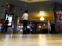 El Gobierno estatal ha considerado que el riesgo de contagios en cines y casinos es moderado. EFE/K. Serey