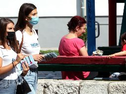 El COVID-19 ha afectado alrededor de 20 millones de personas en el mundo, con 750 mil muertes. EFE / F. Demir