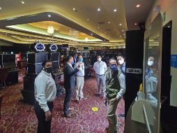 Las máquinas de juego deberán ser desinfectadas constantemente y también deberán inyectar aire fresco a las instalaciones. ESPECIAL