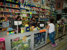 A diferencia de otros años las papelerías ubicadas en las calles de Juan Manuel, Independencia, Contreras Medellín y Morelos se aprecian semivacías. EL INFORMADOR/F. Atilano