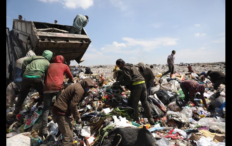 Sortean el coronavirus en gigantesco basurero