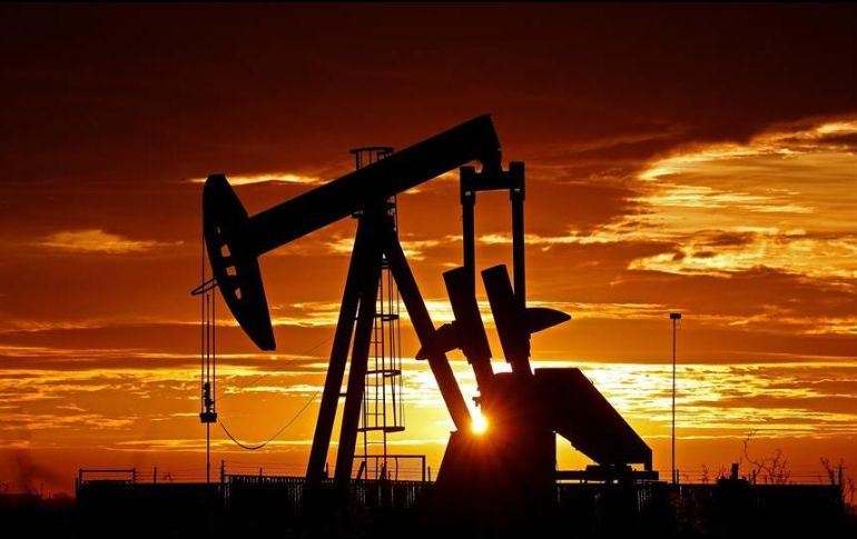 La Agencia Internacional de Energía recortó este jueves su estimación de demanda mundial de petróleo para 2020 y 2021. EFE/ARCHIVO