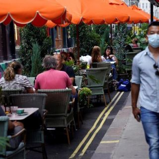 Reino Unido impone cuarentena a viajeros procedentes de Francia y Holanda