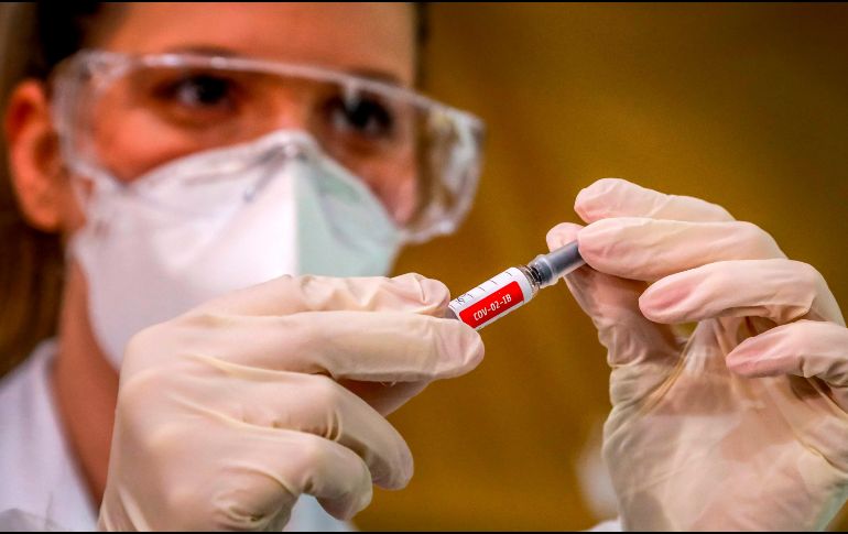 Para diciembre próximo o enero de 2021 el país producirá mensualmente cinco millones de dosis de la vacuna. AFP/ARCHIVO