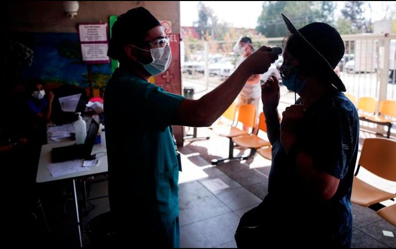 Con los dos mil 004 decesos, Jalisco incluso supera los reportados por 154 países enteros que van desde Camboya hasta Suiza. EFE/A. Valdés