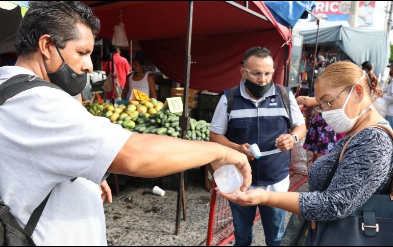 Se instalaron 27 filtros sanitarios con la ayuda de comerciantes. EL INFORMADOR / R. Rivas